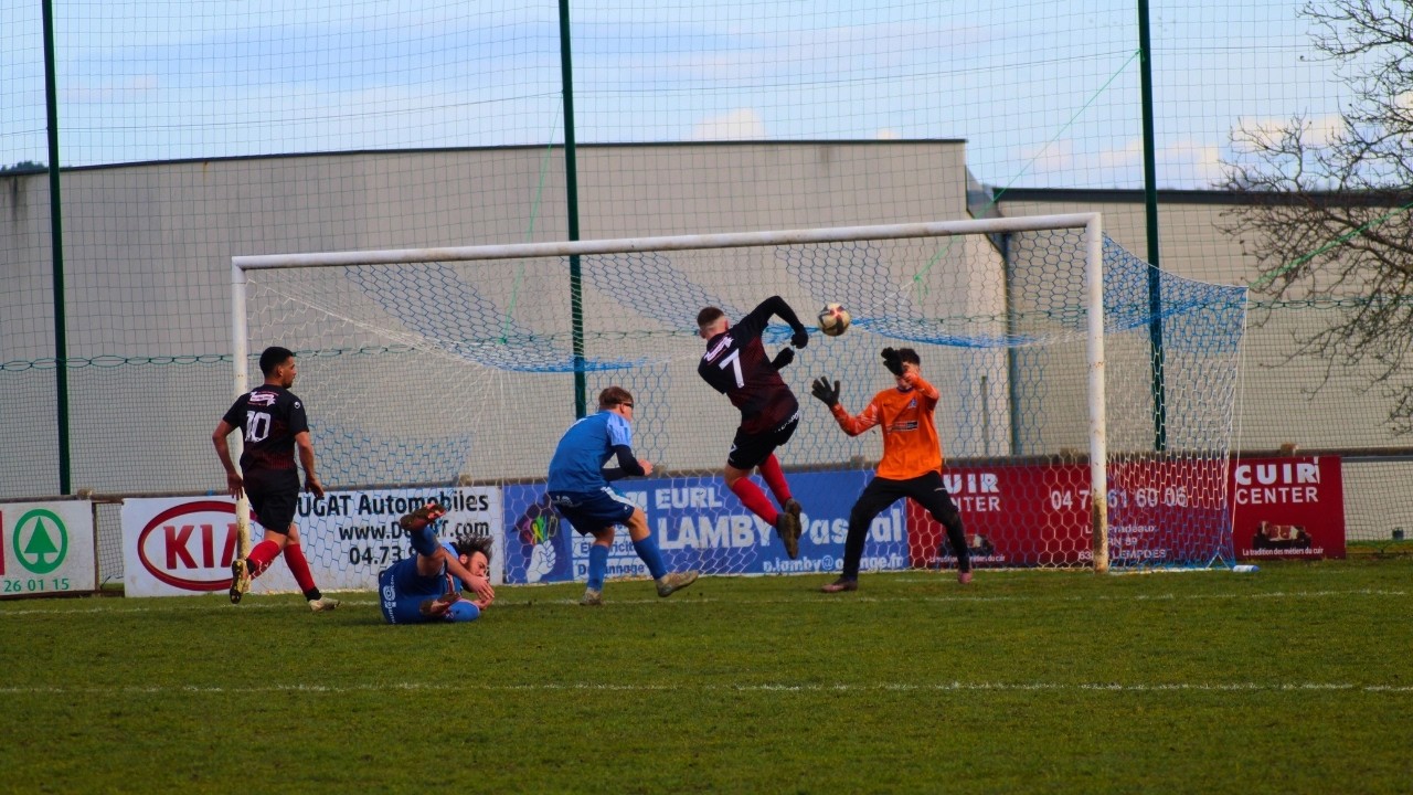 Champeyroux vs Perignat