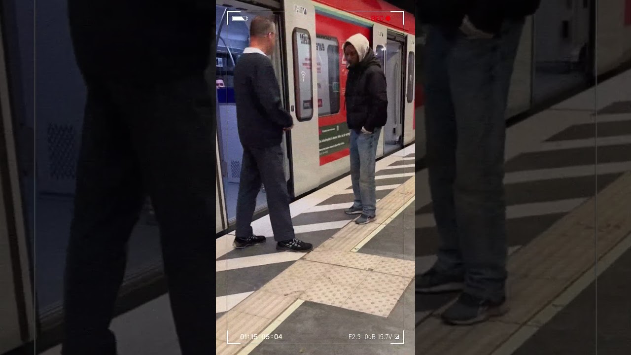 Heftiger Eklat am Bahnsteig!