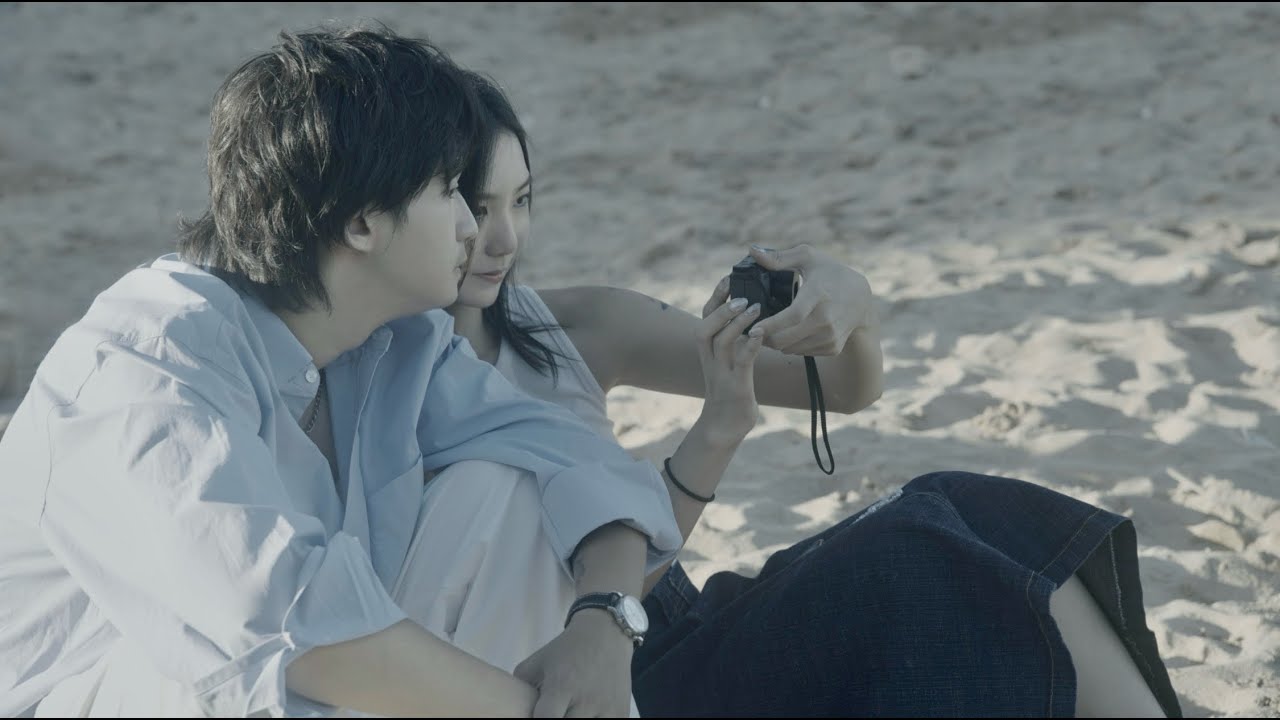 黃丞 Huang Chen【來不及完美 Too Late To Be Perfect】Official Music Video