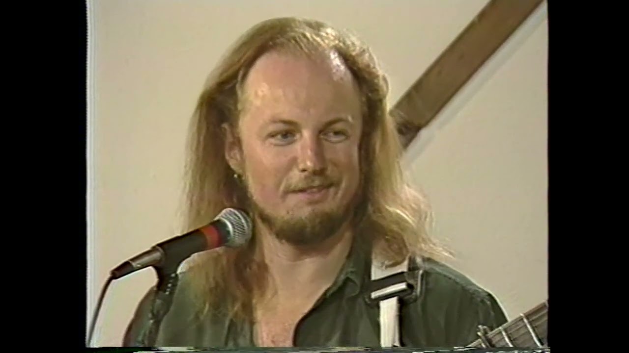 Garnet Rogers  The Acoustic Cafe  89
