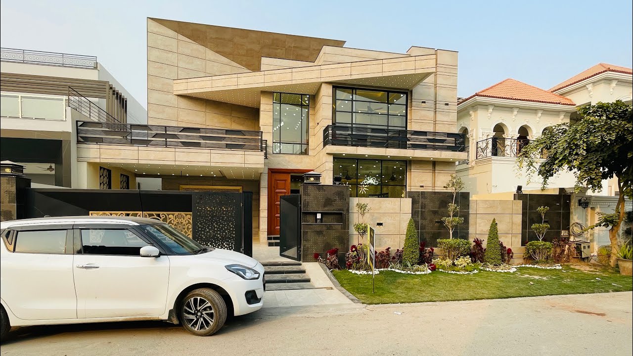 1 kanal Luxury Most Beautiful Brand New House For Sale In Royal Orchard Multan