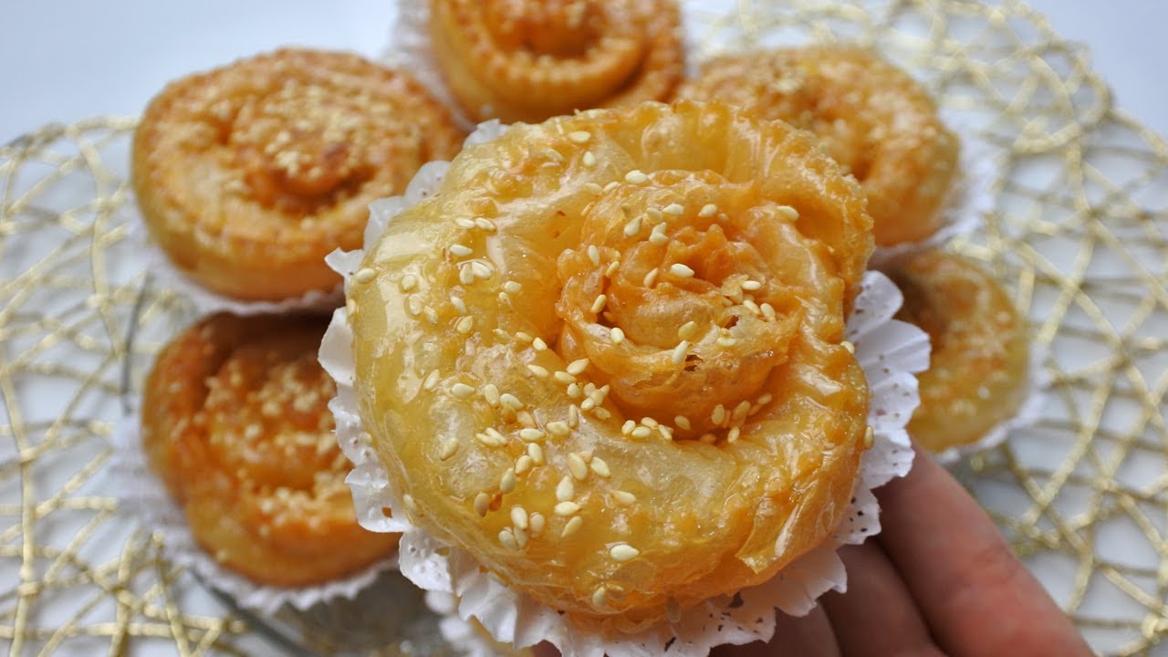 اكثر من 40 حبة خشخاش سهل بسيط قريوش الوردة بدون بيض بدون آلة توريق مورق مقرمش معسل للقلب جد اقتصادي