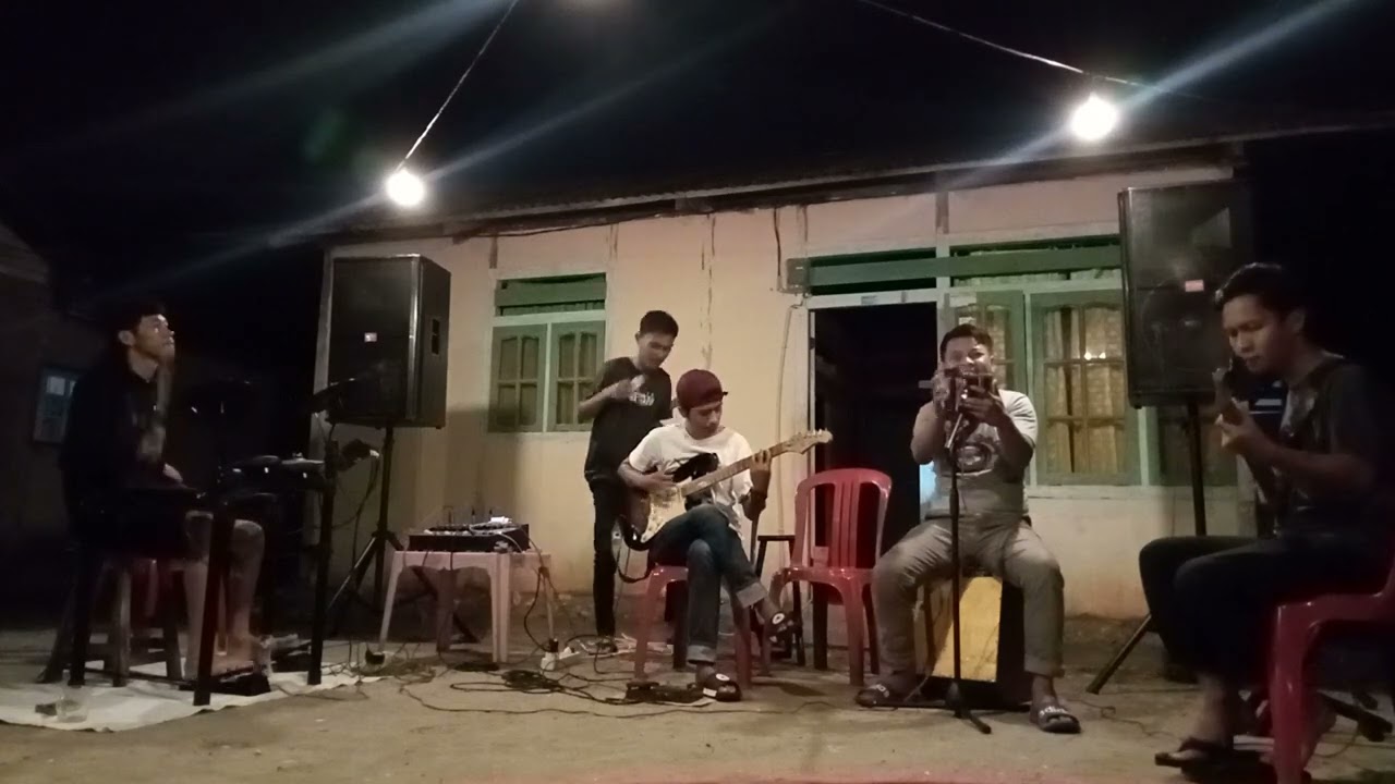 Cinta yang hilang (Gong 2000 Cover) Band Nambo Luwuk Banggai