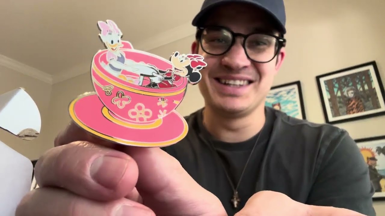 grown man can’t stop disney pins!! (another ebay haul)