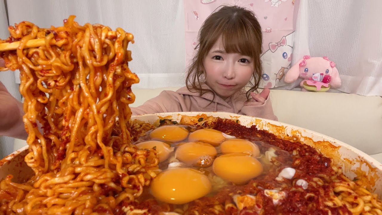 【大食い】ラーメントッポギ激辛ラッポッキ【もえあず】