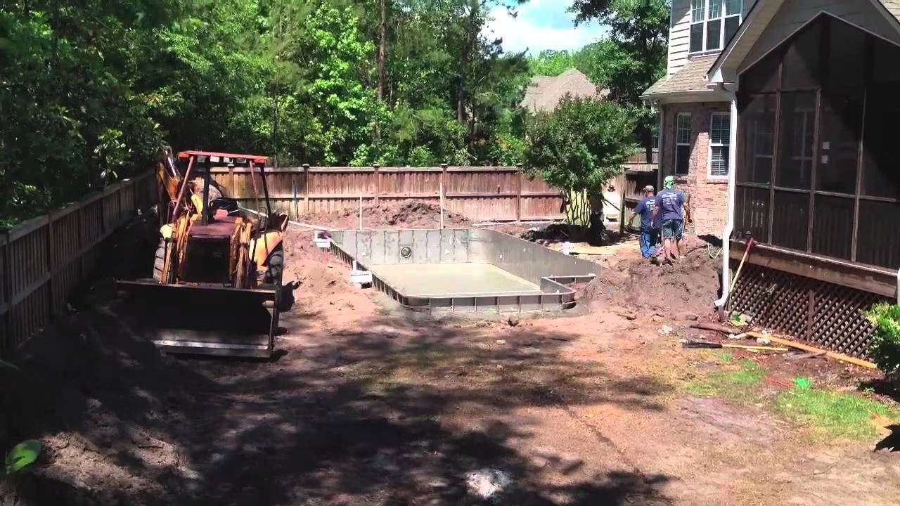 Bradford Residential Pool Installation Time Lapse