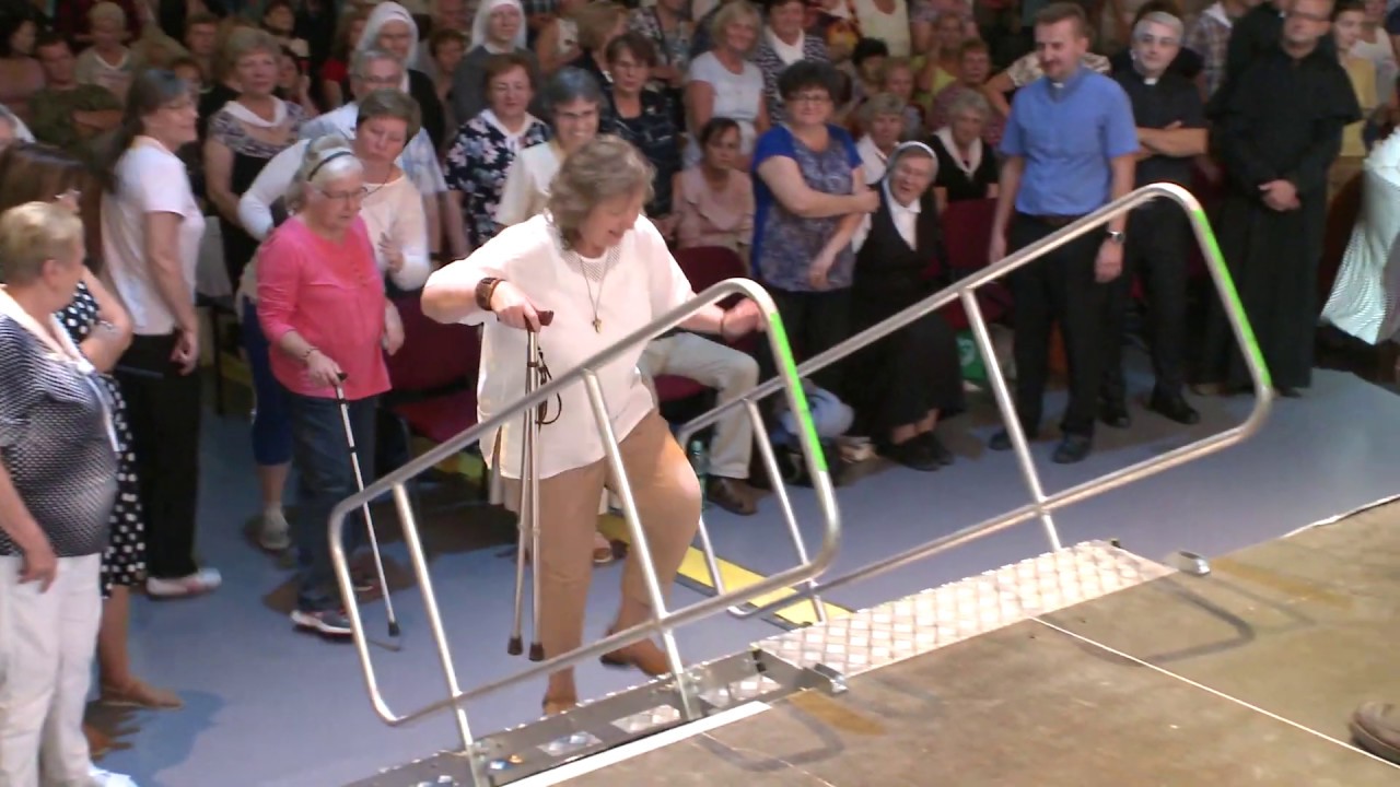 Slovakia 2018 Miracle Healing Service Highlights - Cor Et Lumen Christi - Damian Stayne - Catholic