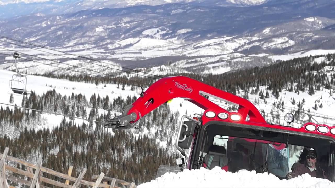 PistenBully 600 Winch