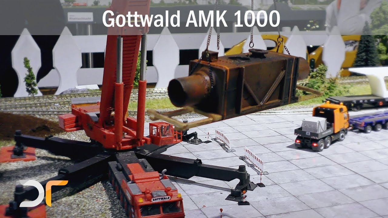 Schwertransporter und Gottwald AMK 1000-103 Kran von Kibri | RC 1:87
