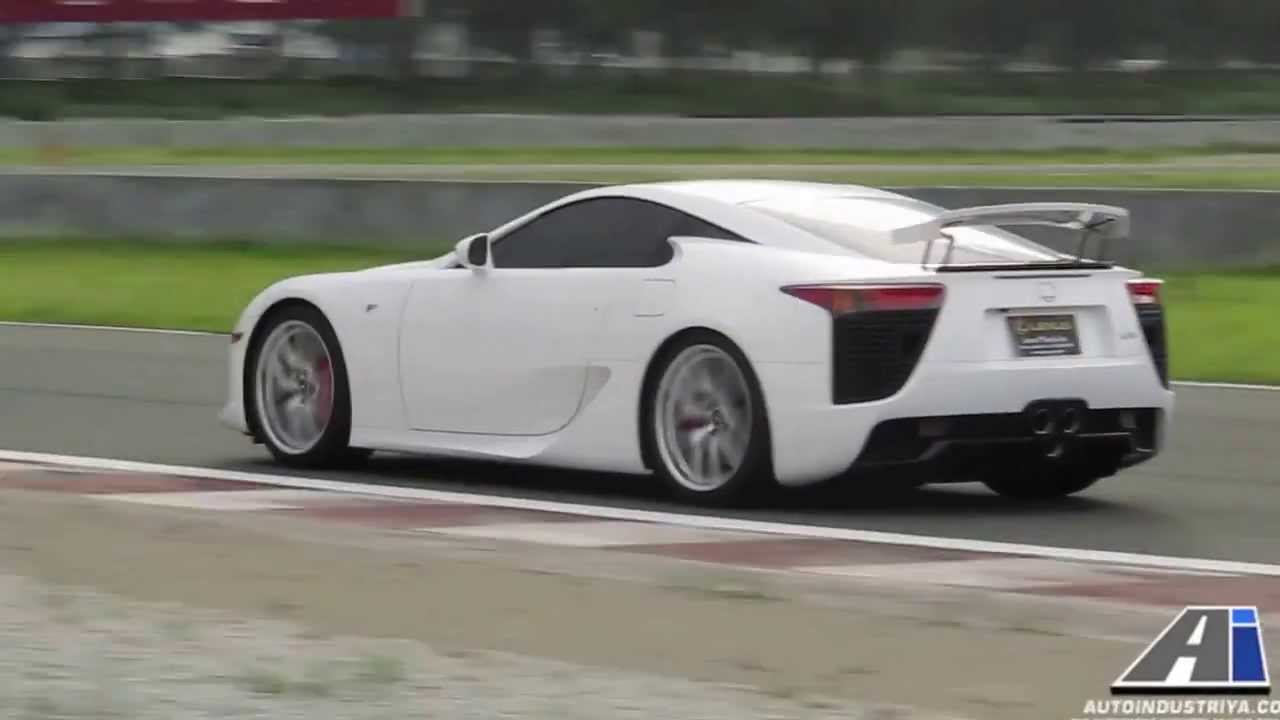 Lexus LFA takes on Clark International Speedway
