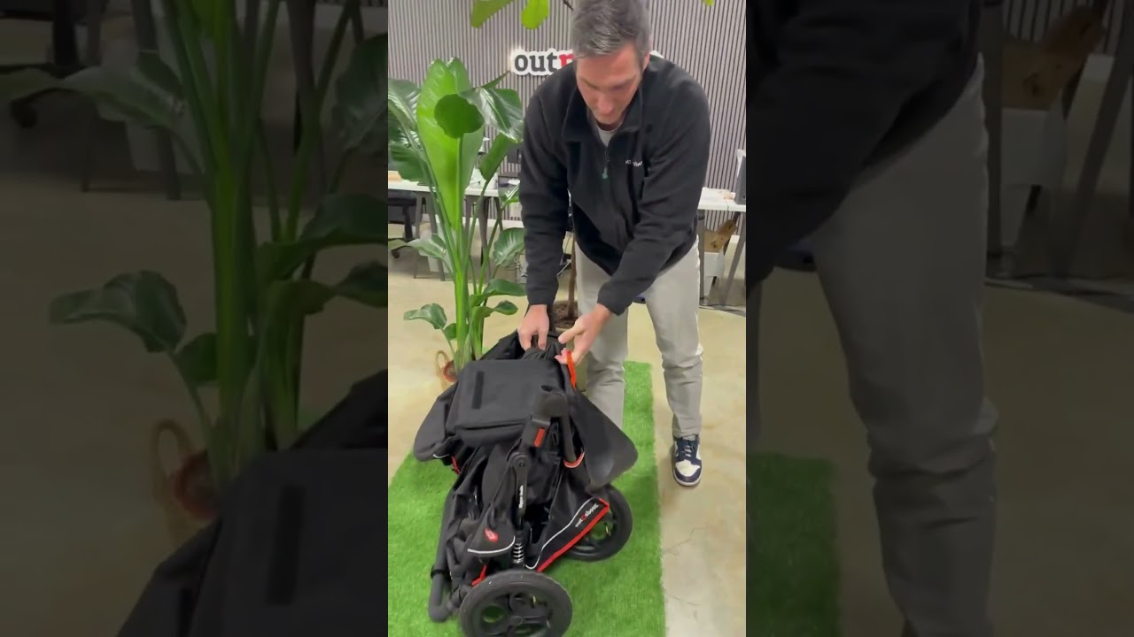 How to Fold and Unfold Your Out ’n’ About Buggy So It’s Safe for Use