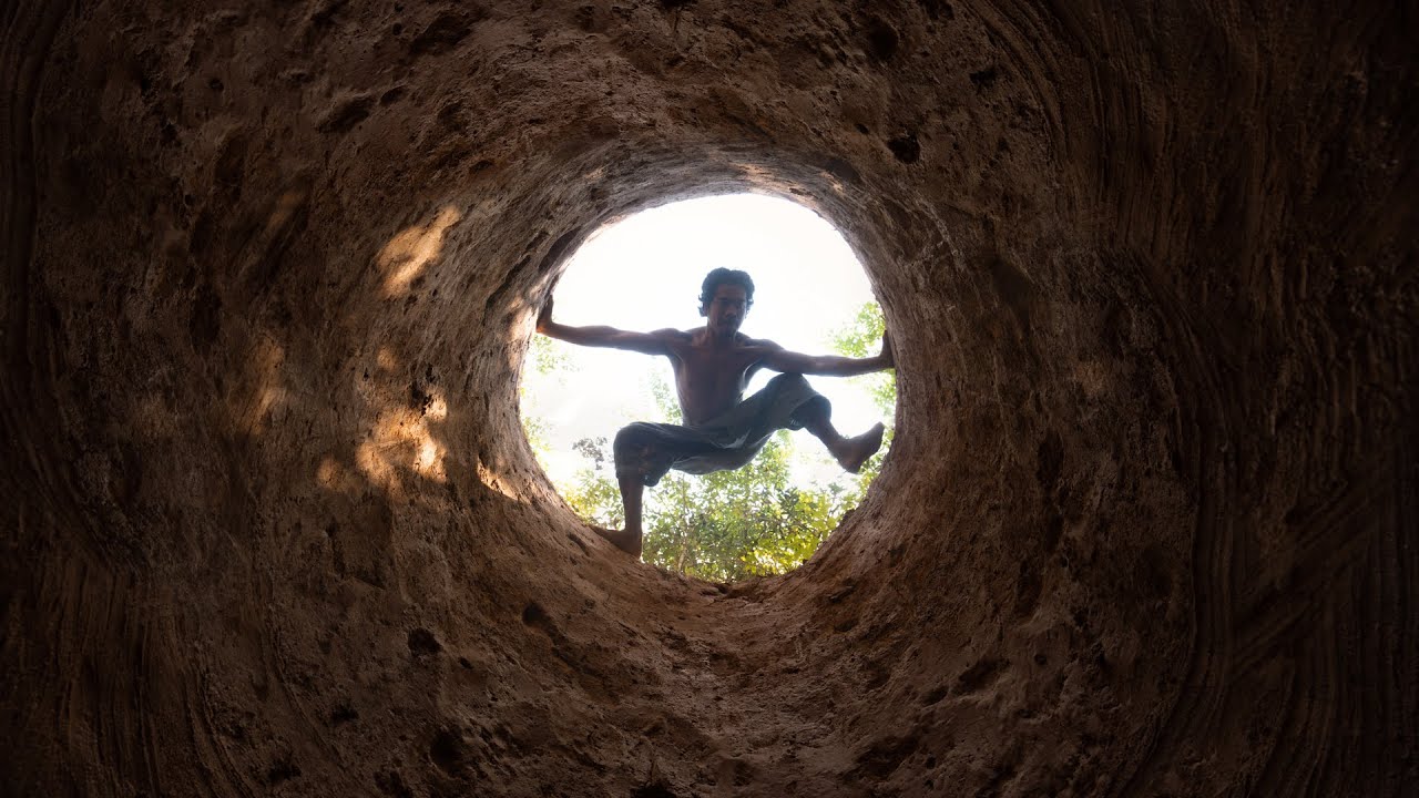 Building Secret Underground Water Well House
