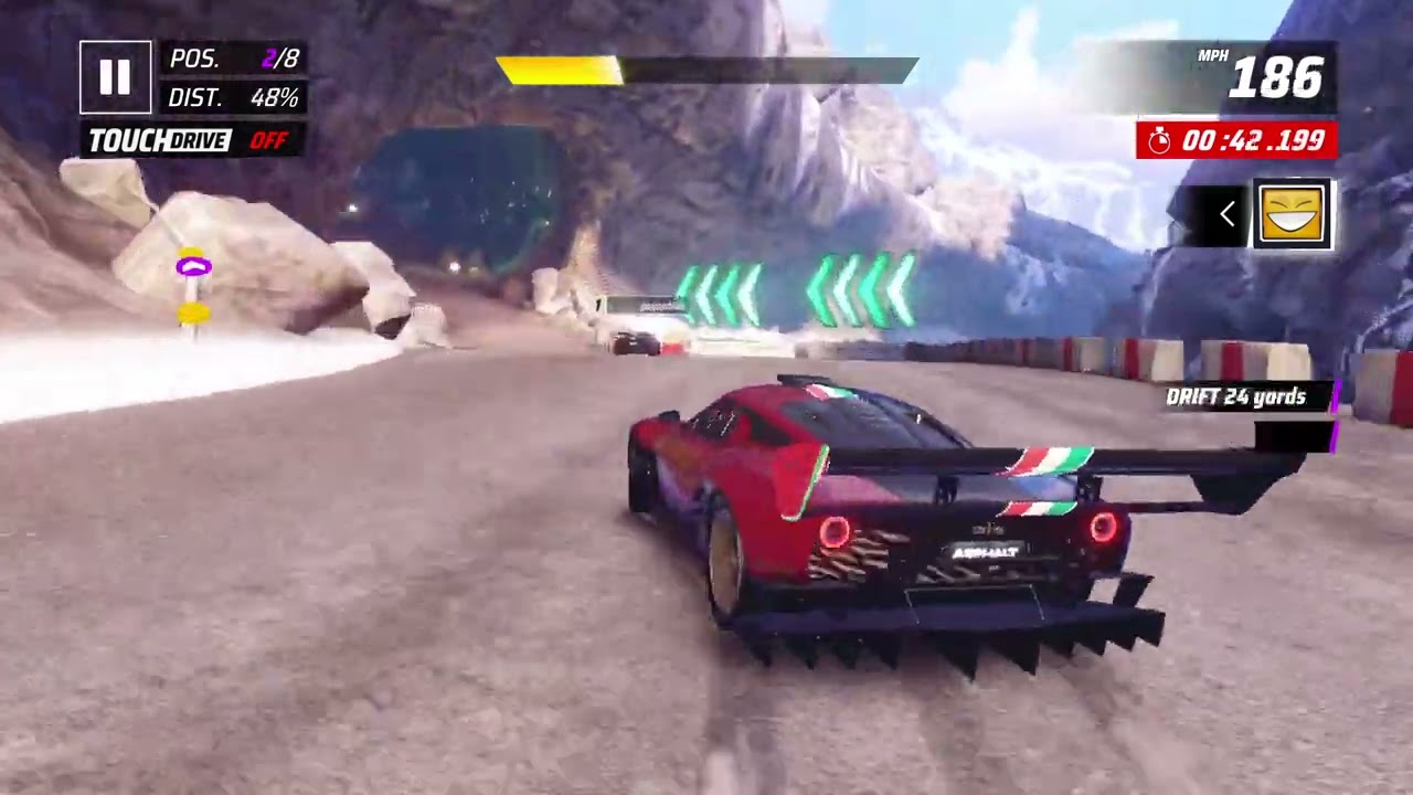 ASPHALT LEGENDS gameplay.