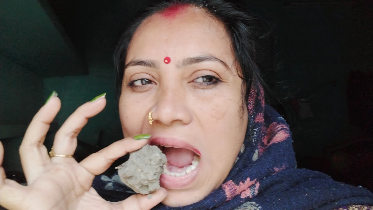 सादी की  तैयारी चल  रही हैं # अपने बाल में लगा रही हूँ मेहदी #viralclips #viral vlogs #