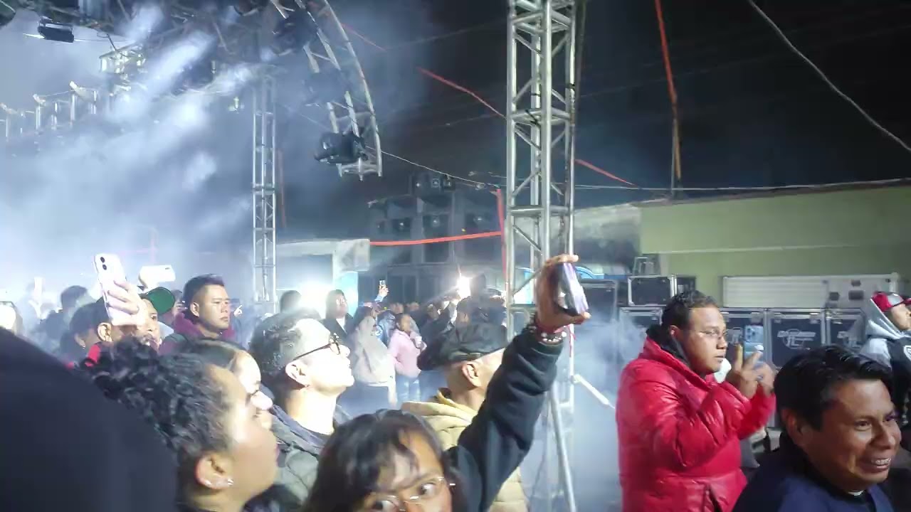 Así inicia Sonido Manhattan en Anv.Mopets de la Farmacia Zacatelco Tlax. 28/Dic/2025