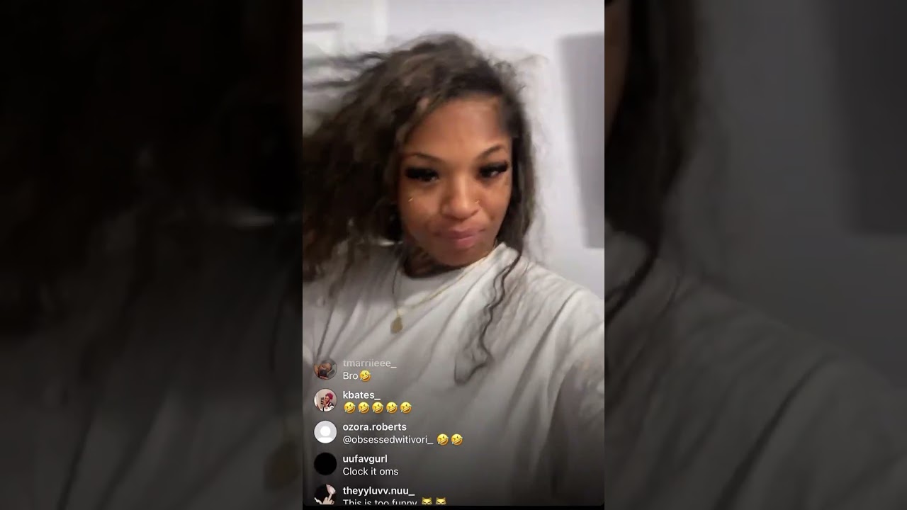 Ivori and donyae being nasty on live