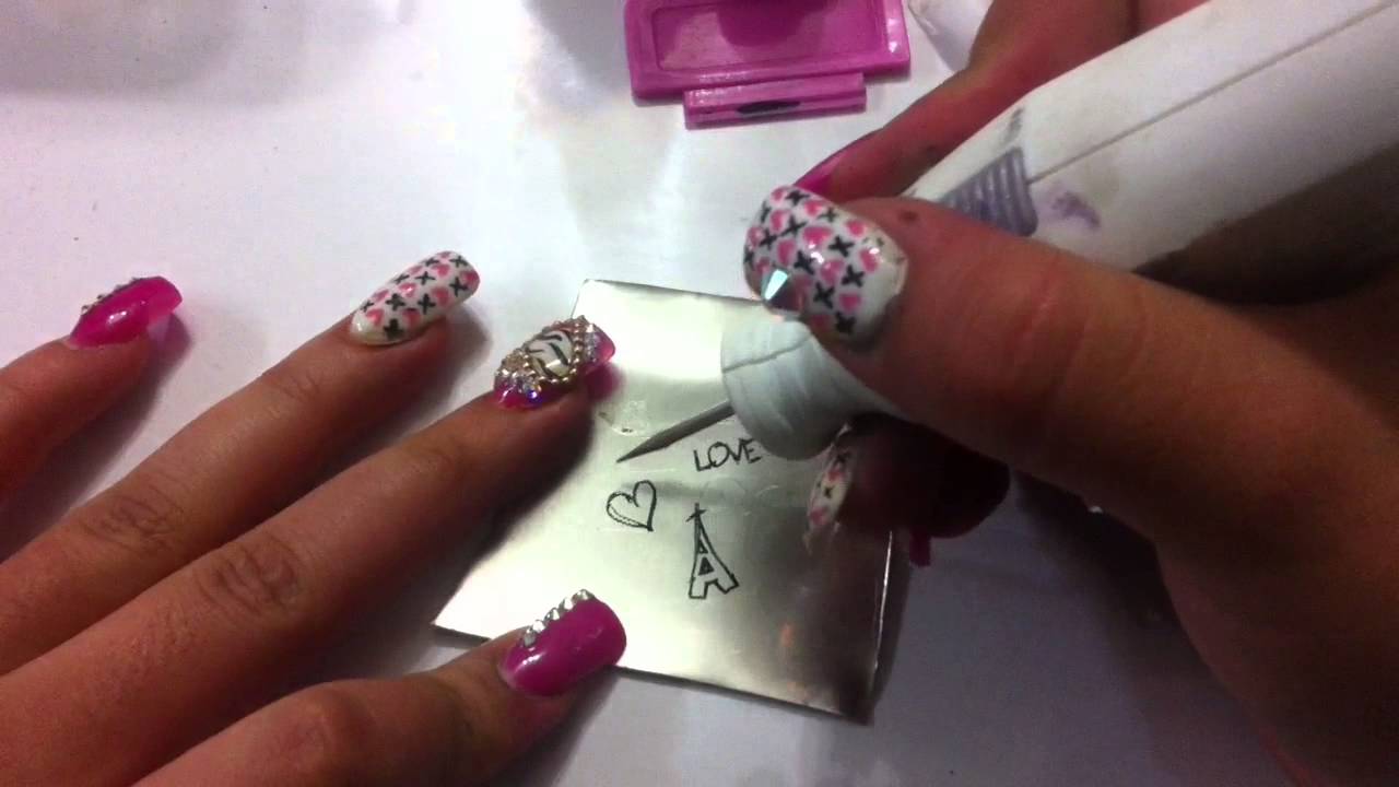 Como hacer placas para estampar uñas / DIY how to make stamping plates for nails // Febrero 2015