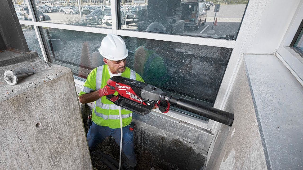 Milwaukee&reg; MX FUEL&trade; Handheld Core Drill (MXFDCD150-0C)