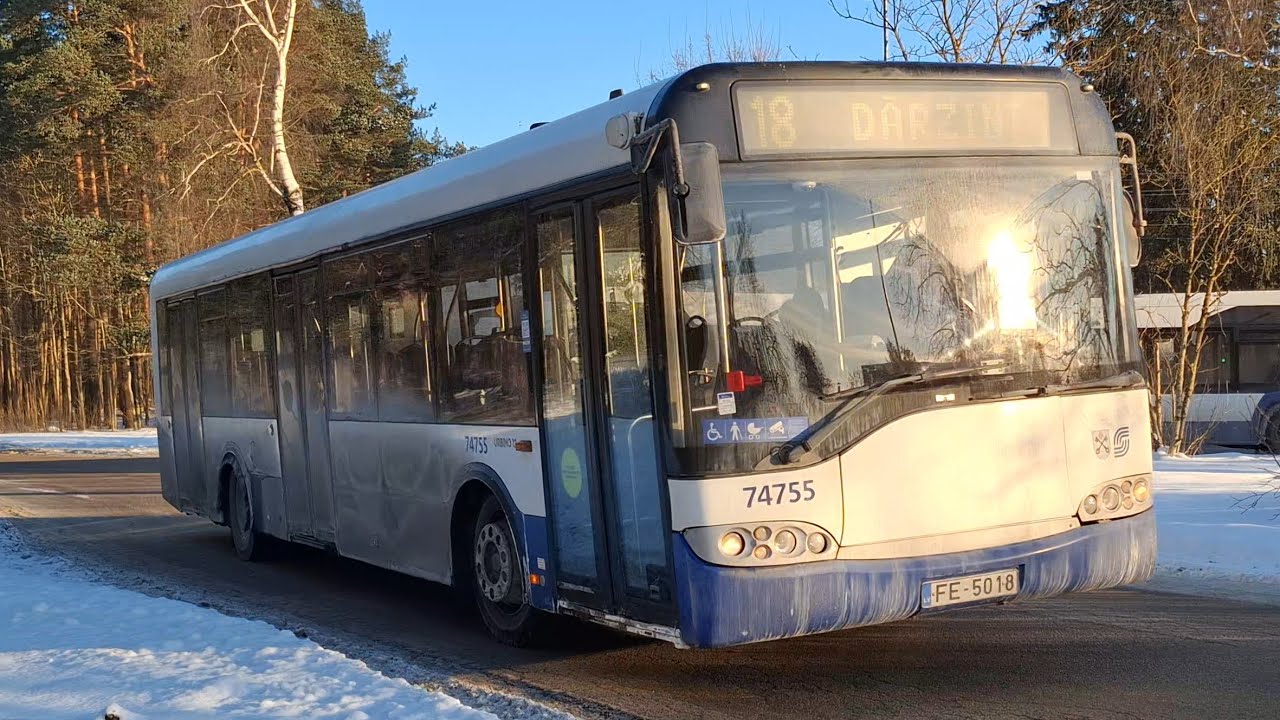 Solaris urbino 12 III departing from the stop Dārziņi 