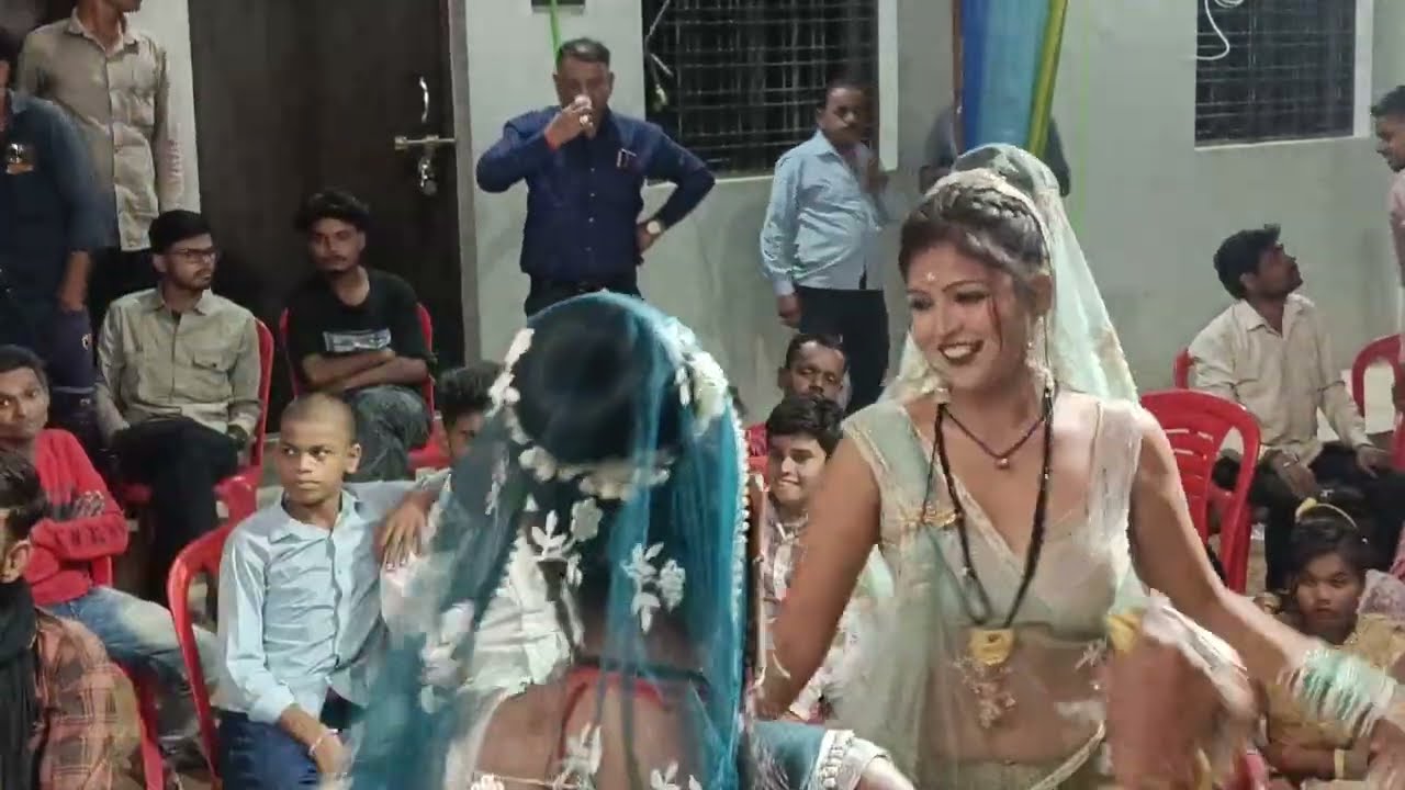 बुंदेली राई अरविंद कुशवाहा दीक्षा भारती पालना गीत खुशी की बहारों में झूलें ललना 