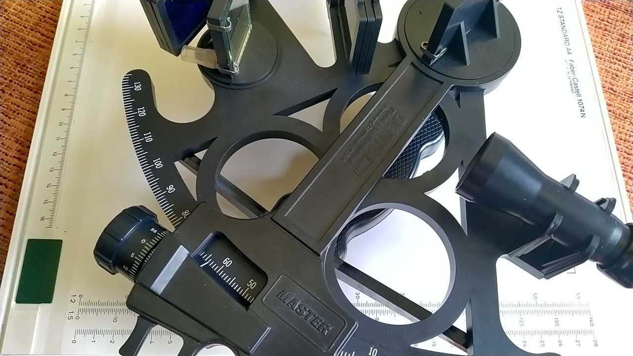Sextant telescopes. A brief comparison.