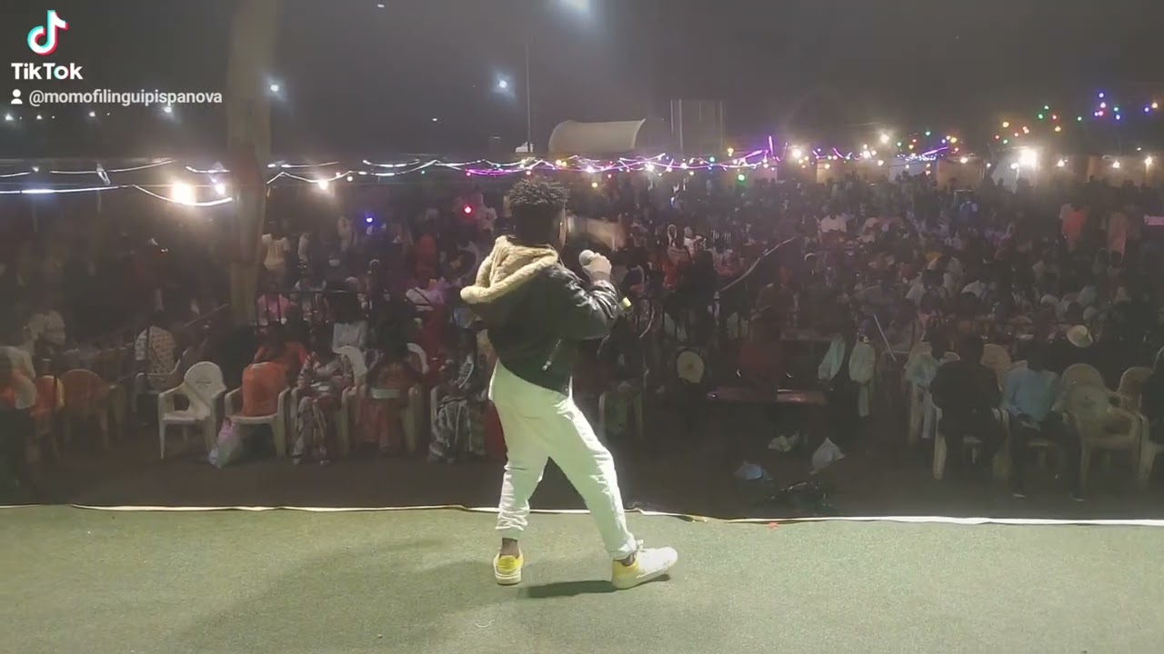 pispa nova en prestation au festival de la mode 21juillet 2024