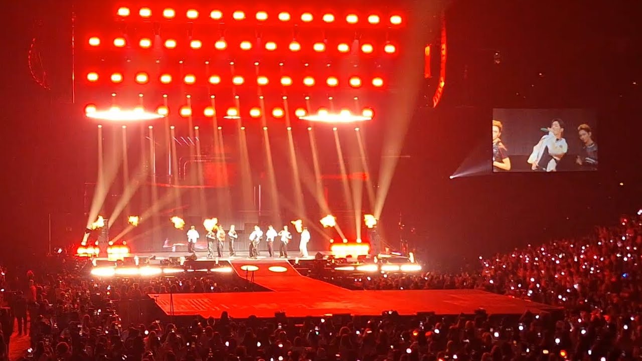 251026 - HOT - Seventeen [New_] World Tour in Sunrise