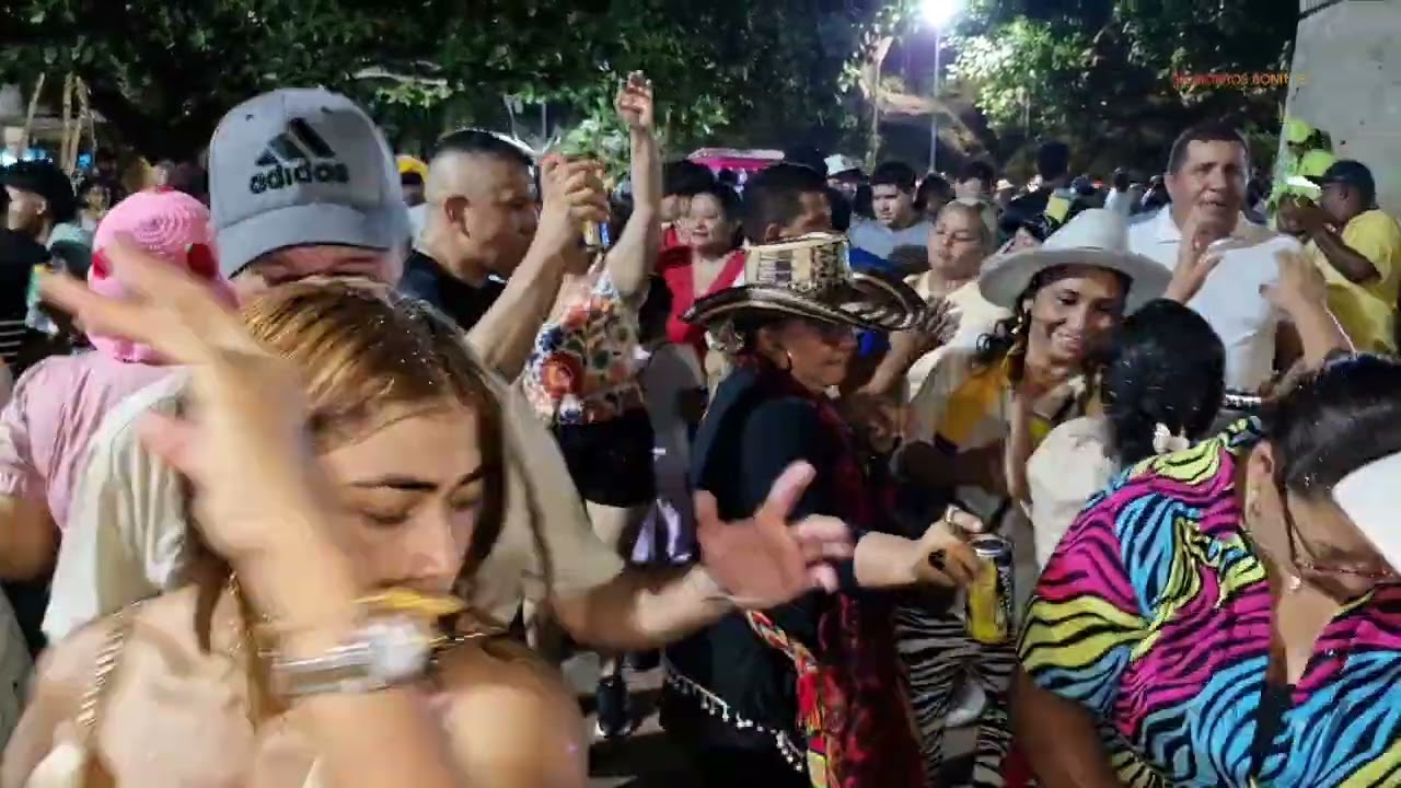 Rakata ~ Banda 20 De Enero De Sincelejo 