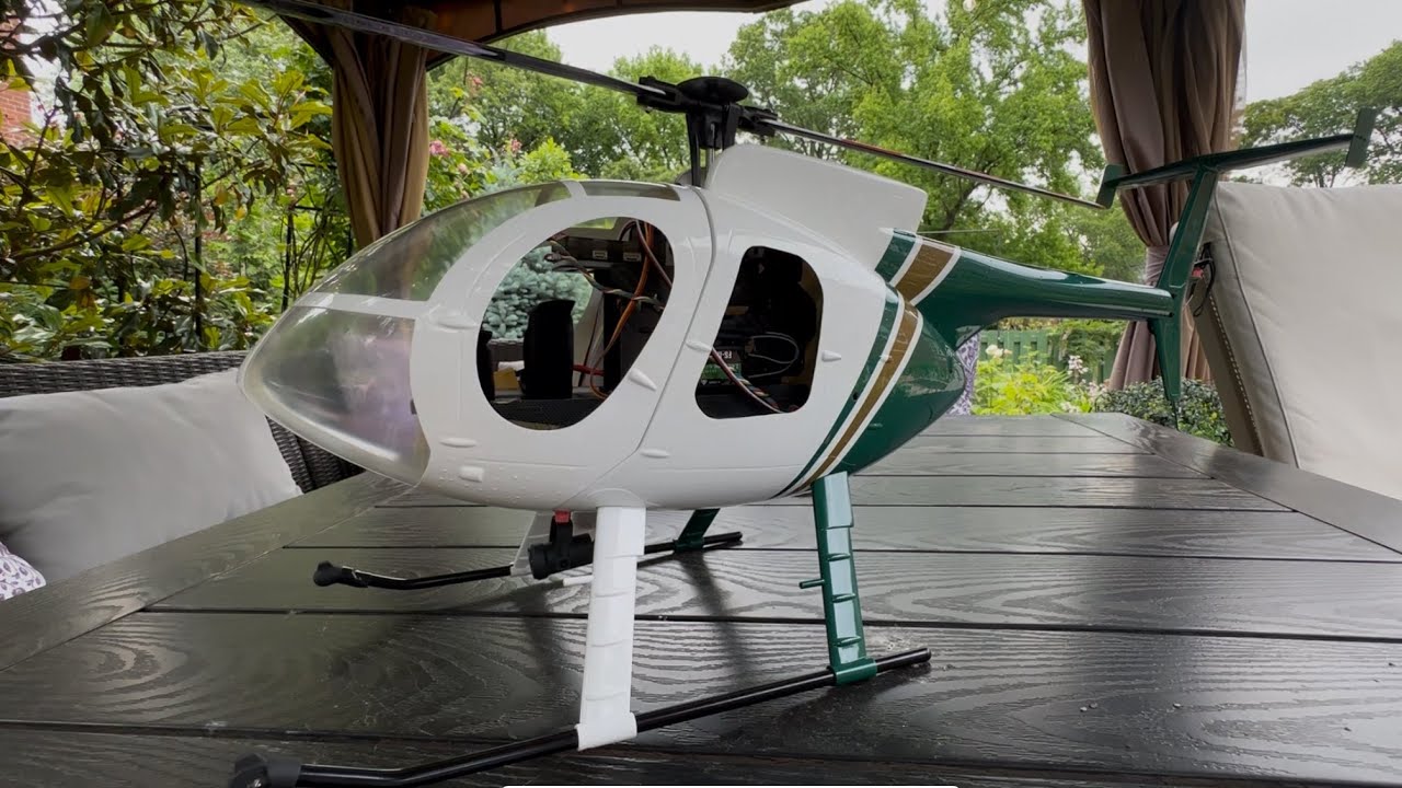It’s huge! My favorite Rc helicopter to date Rotoscale 470 Md500