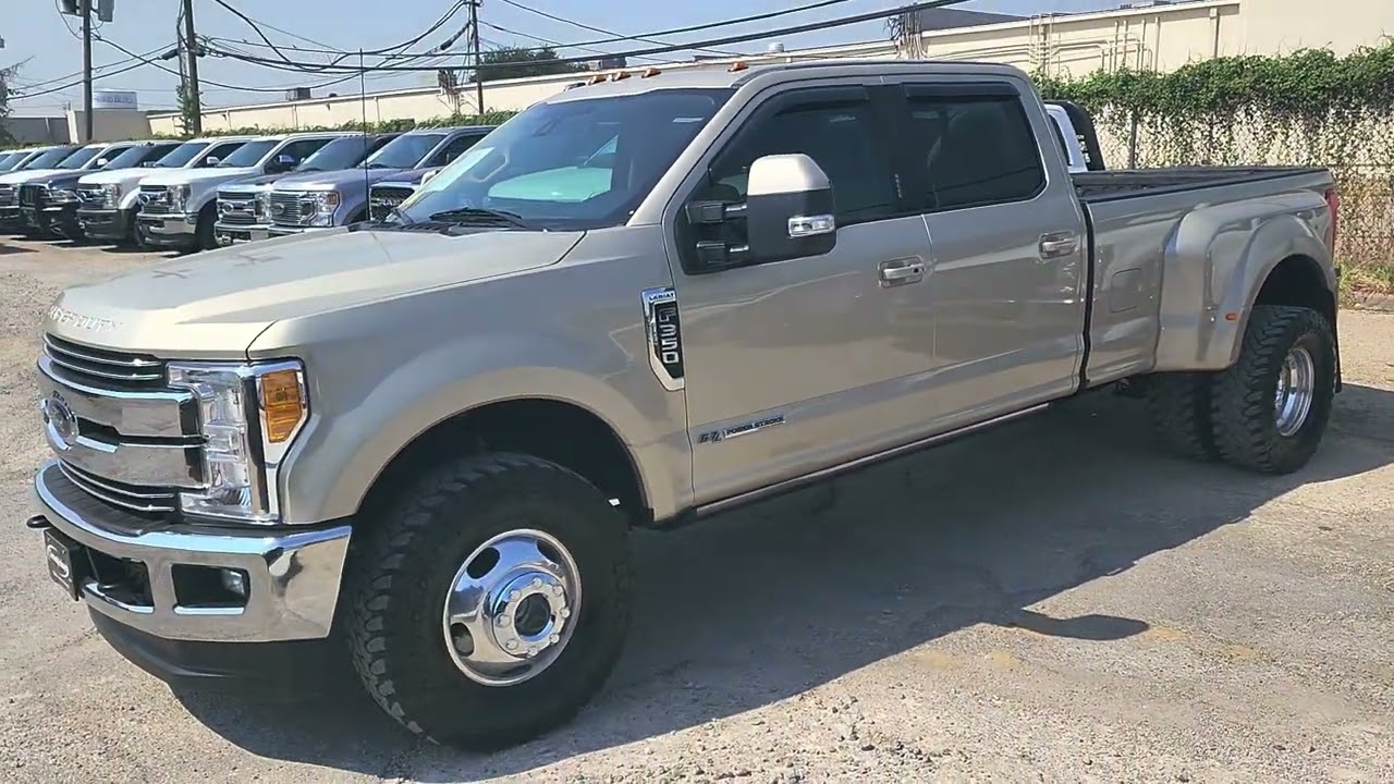 2017 Ford F-350 Lariat Carsandpickups.com stock# C76641 (link in the description)