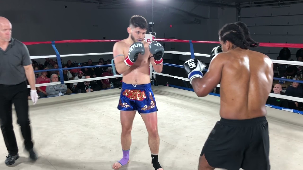 Midwest kickboxing championships #10 presents Dogic VS Ledford