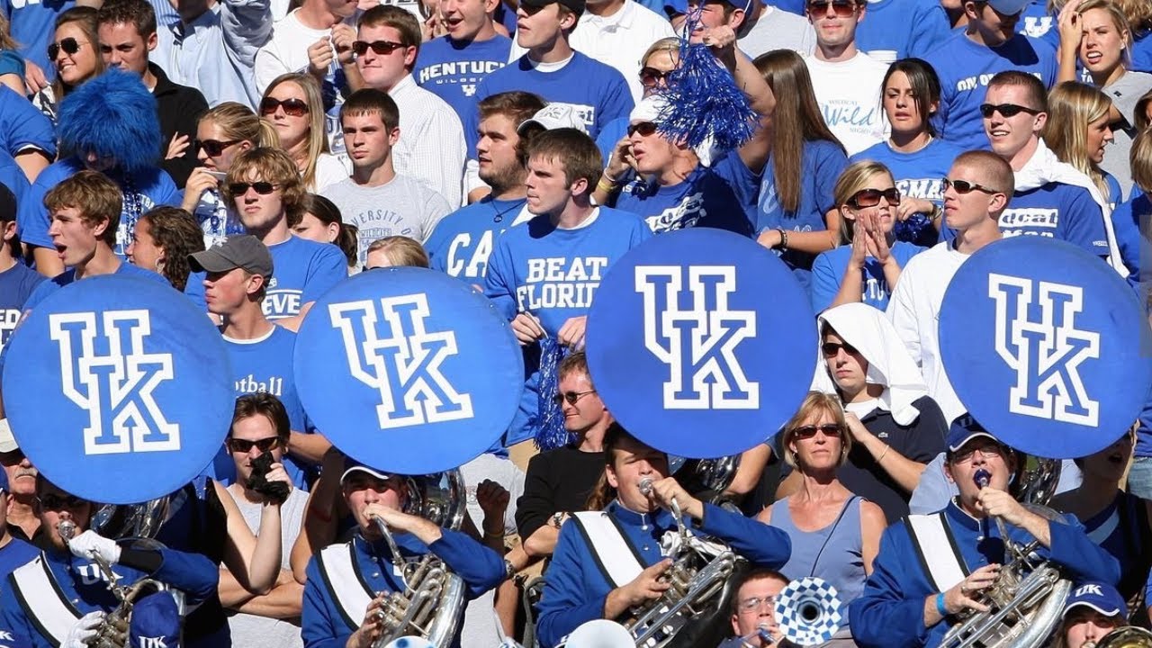 TOP 10 Largest Crowds at Commonwealth Stadium/Kroger Field