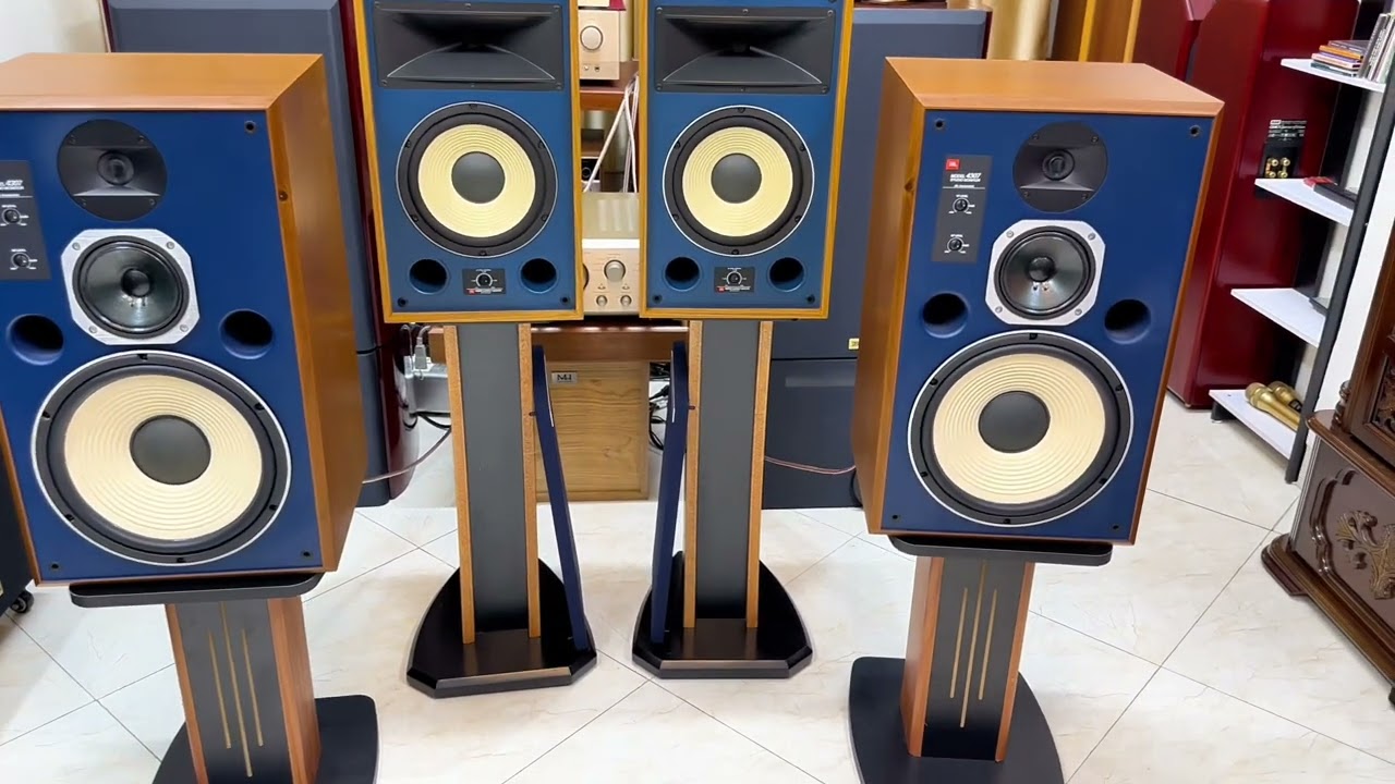 Hàng về .Loa jbl 4305H , loa jbl 4307 chất âm hay quá ak . E mời các bác lh.0988936061