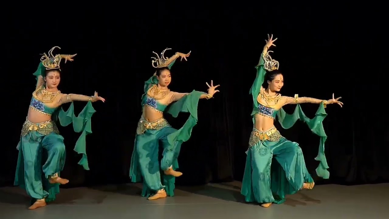 Chinese Classical Dunhuang Dance - Understanding China and Falling in Love with China