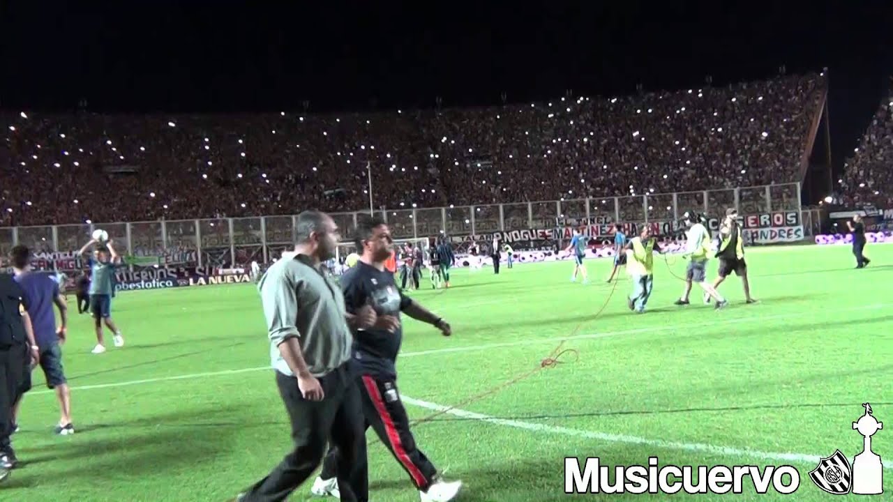 San Lorenzo 3-1 Huracán 1 Festejo final. Que te pasa quemero..??