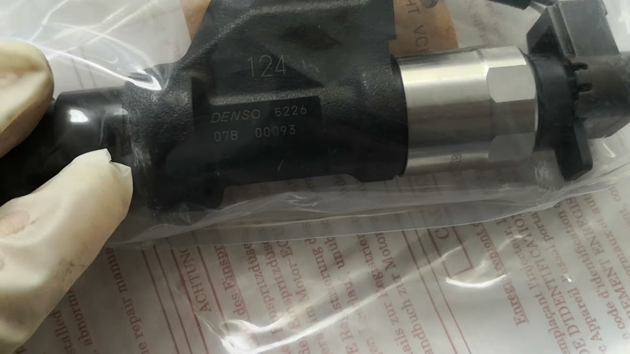 Genuine Denso Common Rail Injector 095000-5226 095000-5224 for HINO E13C