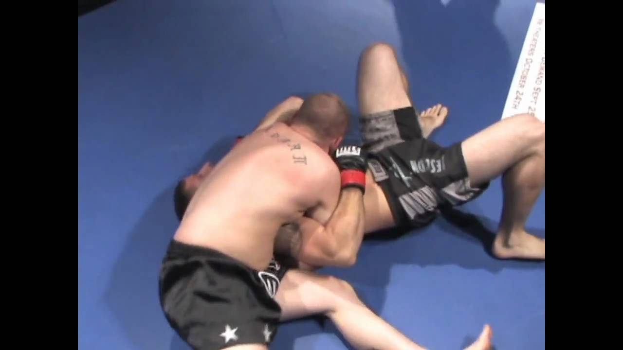 Will Cox Vs Jesse Kerz at Fire Extreme Fighting October 10, 2009