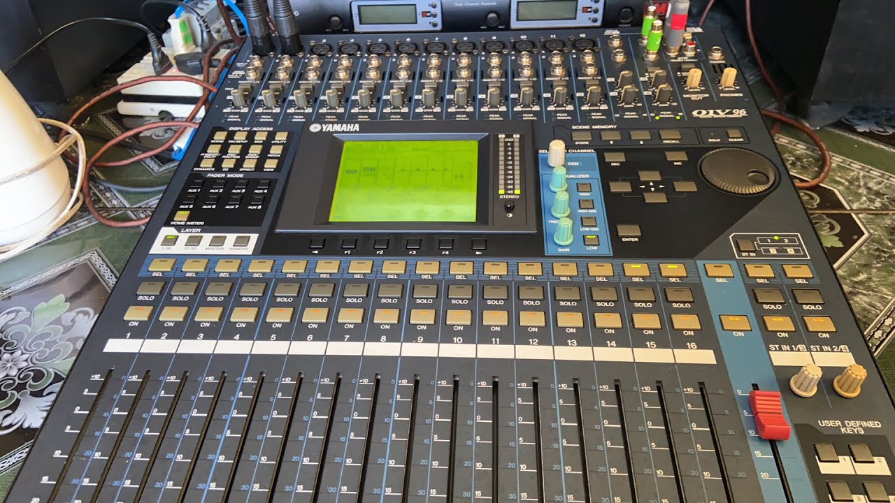 Test mixer yamaha 01v96