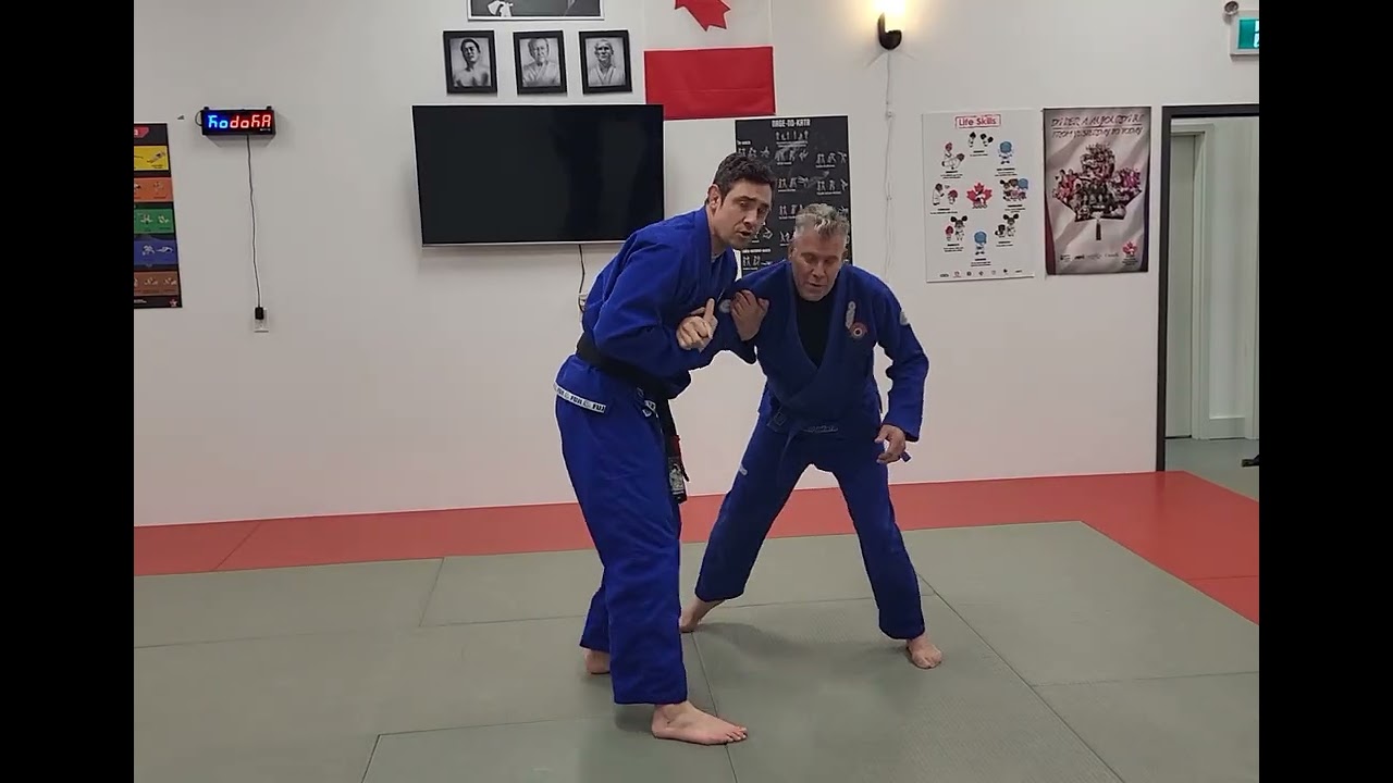 Left on Right Grip Break