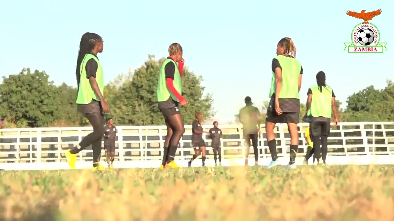 Inside Copper Queens Training : Passing and Moving