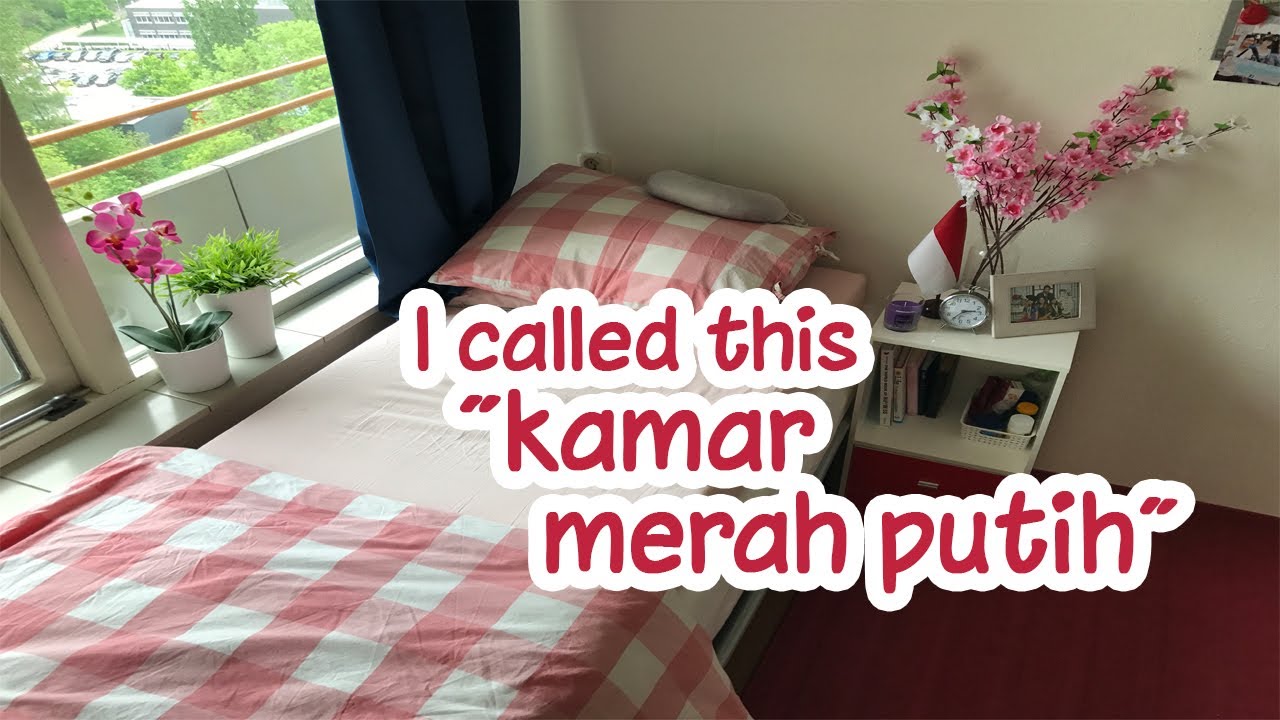It's my room tour, for myself (Bornsesteeg) - subtitle available.