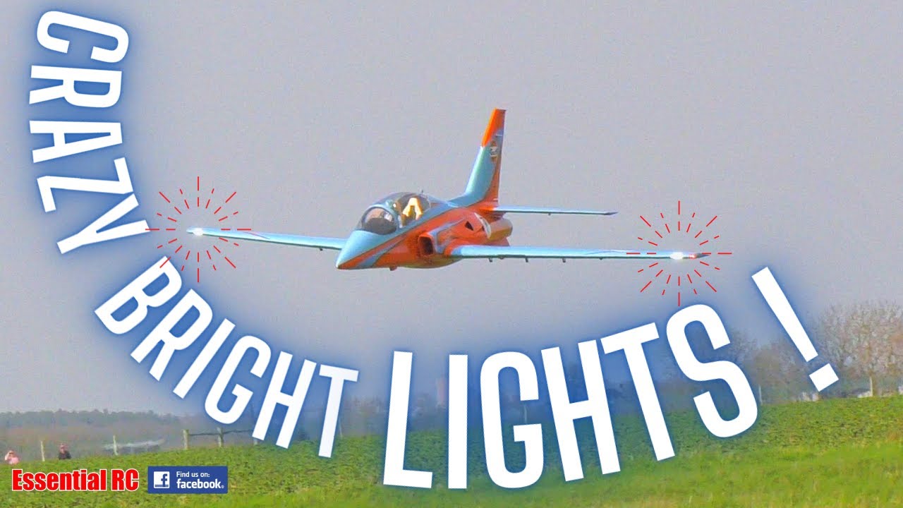 CRAZY BRIGHT LIGHTS !!! GIANT GULF RACING VIPERJET XXL AEROBATICS | UNILIGHT LARGE JET LIGHTING