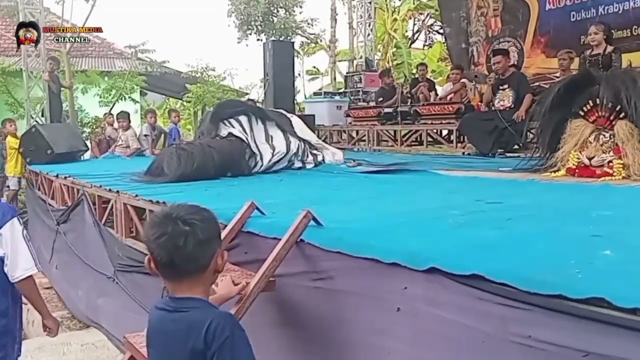 BARONGAN BLORA MUSTIKO NUSWANTORO PENTAS DI KRABYAKAN 