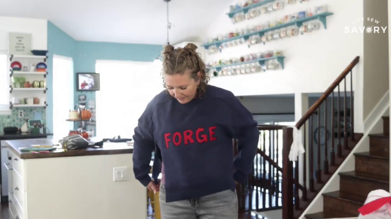 Reverse applique sweatshirt tutorial