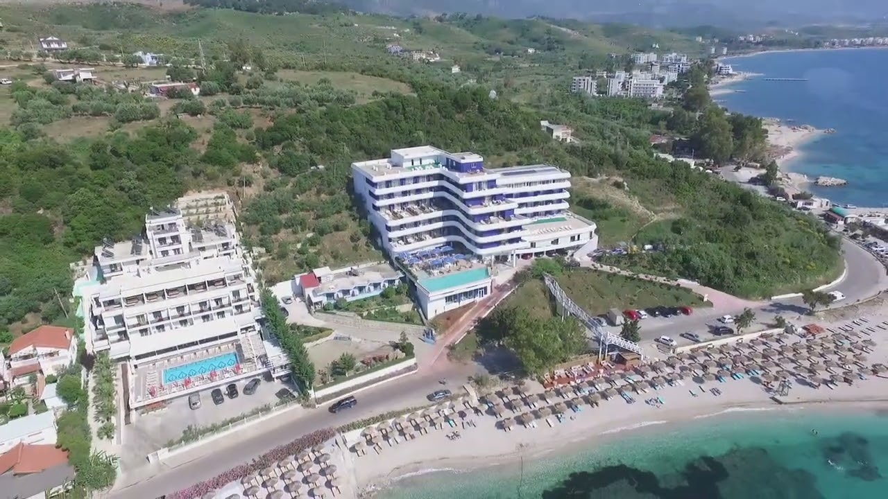 Regina Blu, Vlore