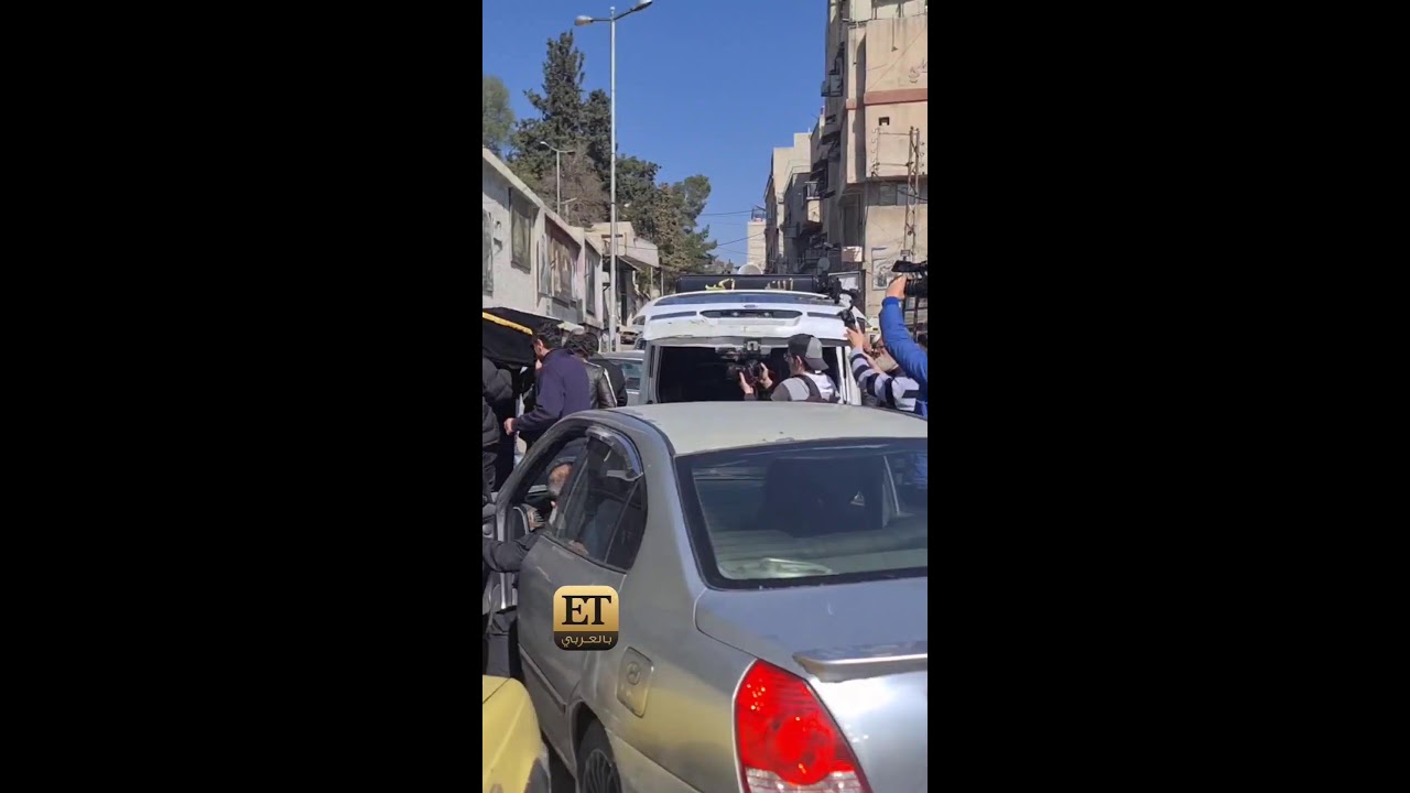 نجوم سوريا إلى جانب سليم صبري في وداع ثناء دبسي الأخير.