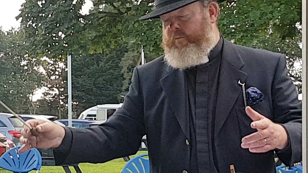 Evening Hymn played by Johnston Star Flute Band conducted by the Rev. William Jeffrey.