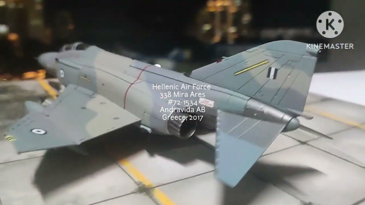 #33 McDonnell Douglas F-4E Phantom II (1/72 Hobby Master) HAF [120]