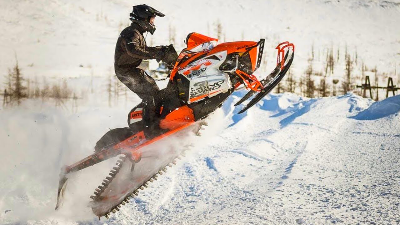 CRAZY SNOWMOBILE FAILS & WINS 2021 SLED NATION USA