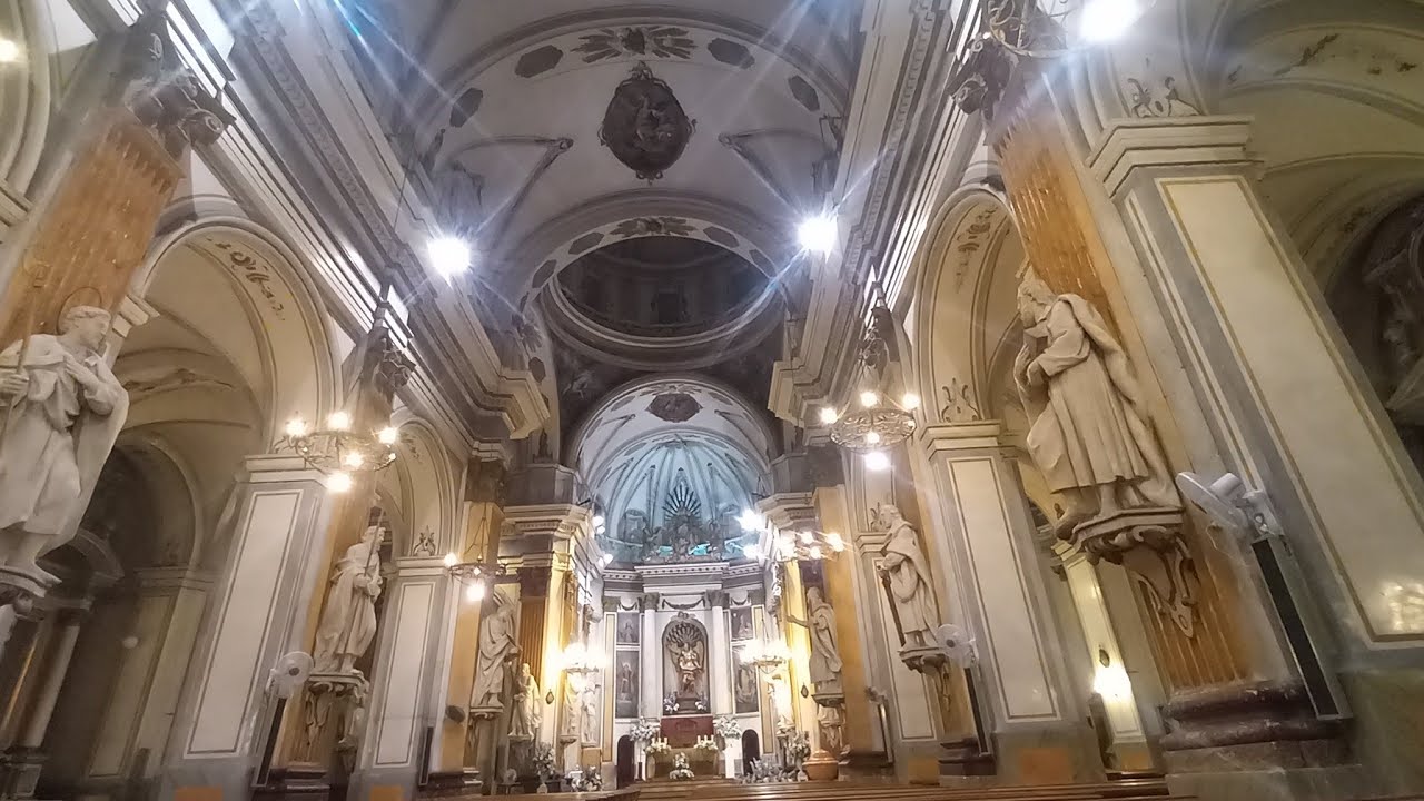 DOMINGO V - TIEMPO ORDINARIO. Brille así vuestra luz ante los hombres 08/02/2026